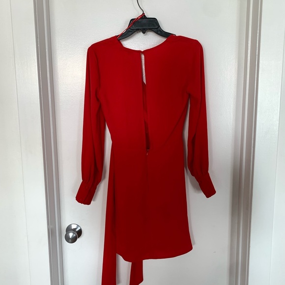 TOPSHOP dress with open slit back - Picture 2 of 3